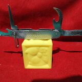 Briceag U.S. Camillus, an 1969, folosit de trupele americane in Vietnam